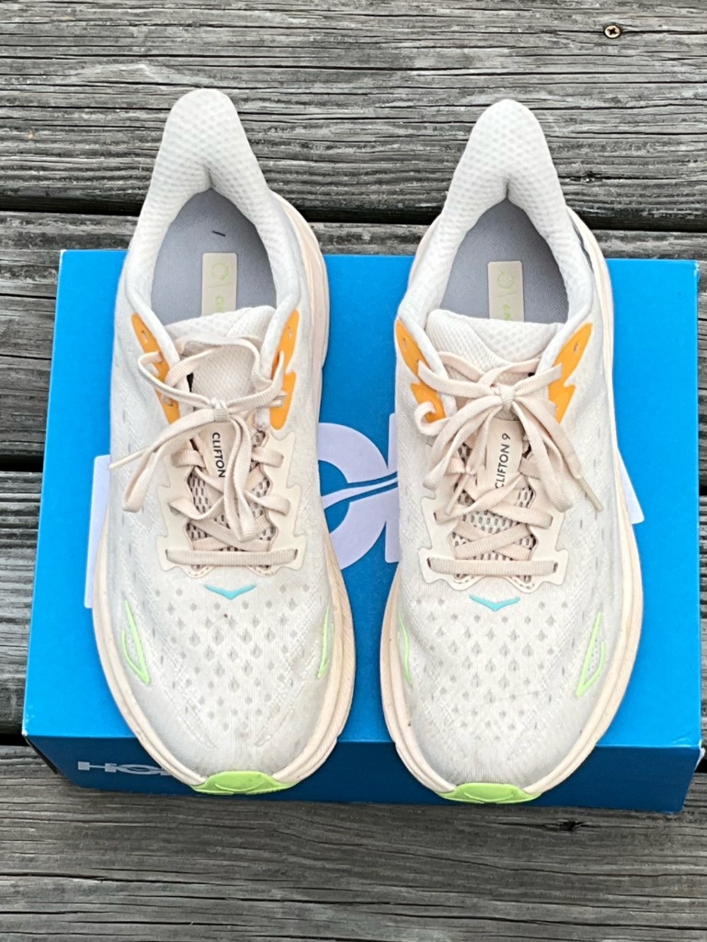 Hoka Clifton 9 Women’s Sneakers